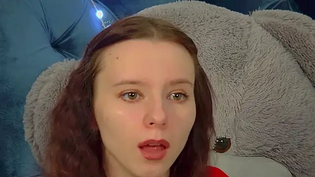 ArinaKubrick online show from 12-16-25, 04:56