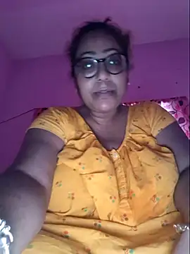 MISTI KOLK online show from 07-16-26, 12:11