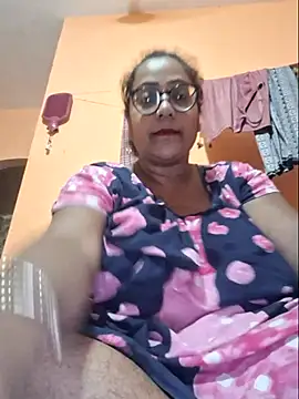 MISTI KOLK online show from 07-17-26, 05:29