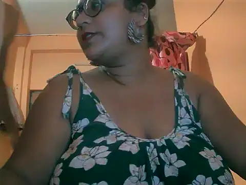 MISTI KOLK online show from 08-08-26, 05:37