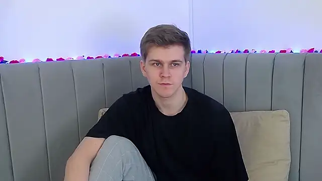 NickJohnas online show from 02-08-26, 12:30