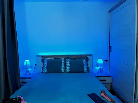 Snapshot of MistressKarla1 chatting on 02-12-26, 08:48 MistressKarla1 online show from 02-12-26, 08:48