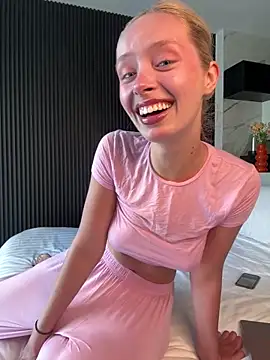 SunnyShiney online show from 02-23-26, 09:39