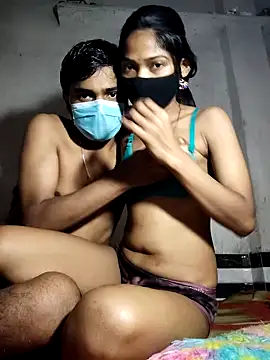 realcouple71 online show from 12-17-25, 09:04