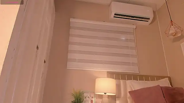  emily  st online show from 01-08-26, 01:35