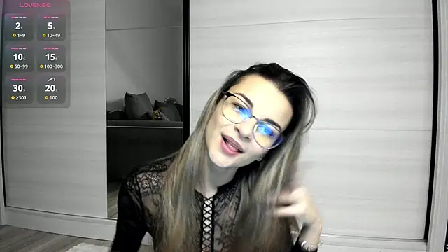 SweetViperr online show from 01-15-26, 08:12