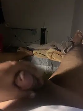 Snapshot of Night_outcam chatting on 01-19-26, 11:25 Night outcam online show from 01-19-26, 11:25