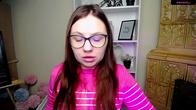 LiliaErmi online show from 12-15-25, 06:06