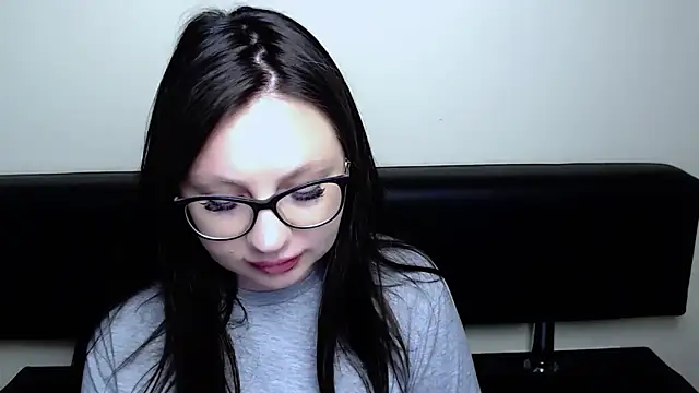 LiliaErmi online show from 05-14-26, 06:09