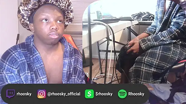 YourLittleBoyfriend online show from 01-06-26, 01:20