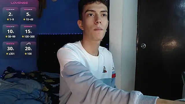 Juan Gomezz26 online show from 05-11-26, 10:51