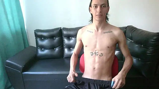 Snapshot of SebasT-sex chatting on 03-13-26, 03:29 SebasT-sex online show from 03-13-26, 03:29