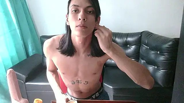 Snapshot of SebasT-sex chatting on 03-19-26, 08:35 SebasT-sex online show from 03-19-26, 08:35