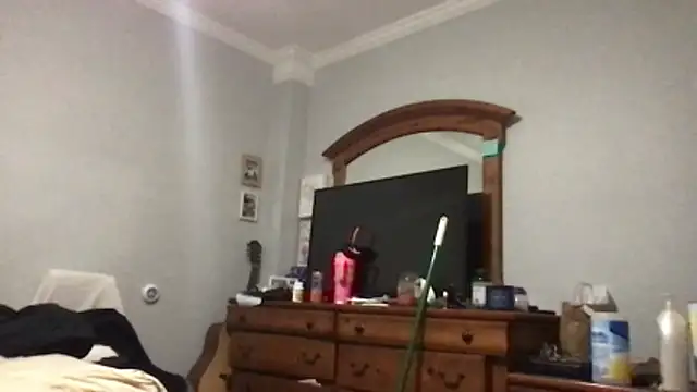 Snapshot of markowjonathan chatting on 01-15-26, 10:46 markowjonathan online show from 01-15-26, 10:46