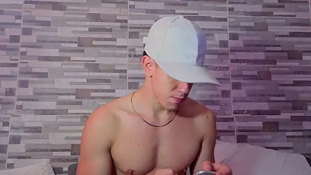 maxxcooper1 online show from 03-23-26, 06:56