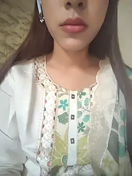 Snapshot of hot_queen78 chatting on 02-15-26, 05:48 hot queen78 online show from 02-15-26, 05:48