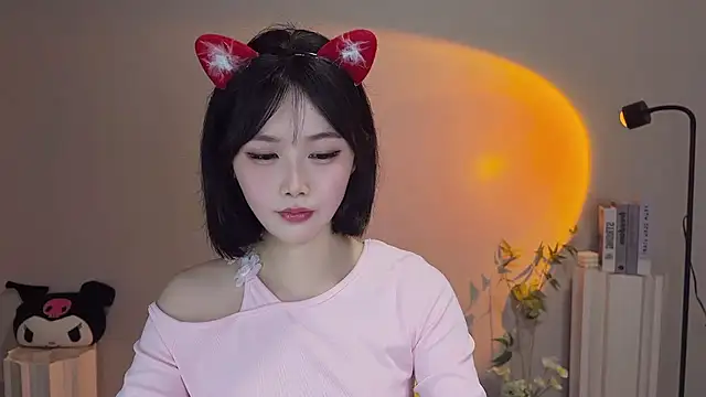 Pinkgirl520 online show from 05-05-26, 11:51