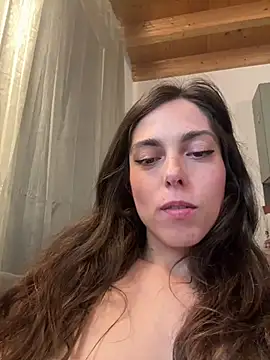 Snapshot of YourSlutQueen chatting on 04-28-26, 10:20 YourSlutQueen online show from 04-28-26, 10:20