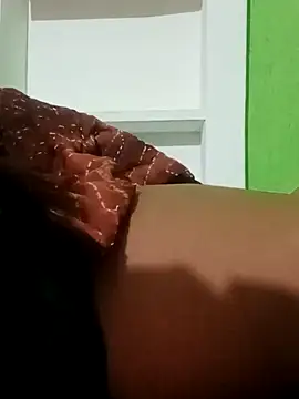 swartilodhi123 online show from 02-13-26, 04:03