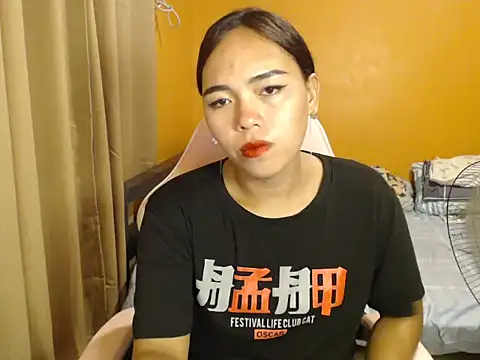 Snapshot of ur_lovelyjessy chatting on 02-14-26, 07:27 ur lovelyjessy online show from 02-14-26, 07:27