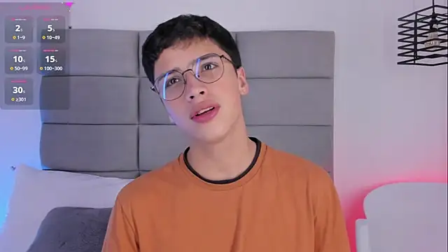 JoshClaarktt online show from 05-10-26, 04:06