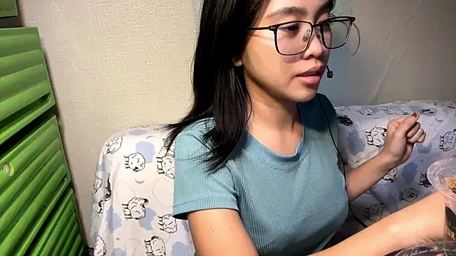 LenoraFrailey online show from 02-04-26, 01:50