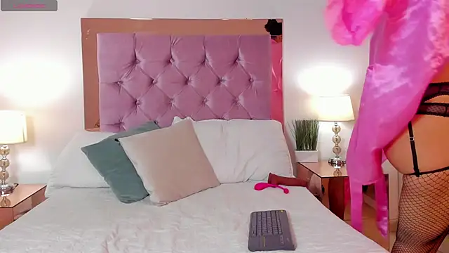 zenda bianchi online show from 02-06-26, 03:00