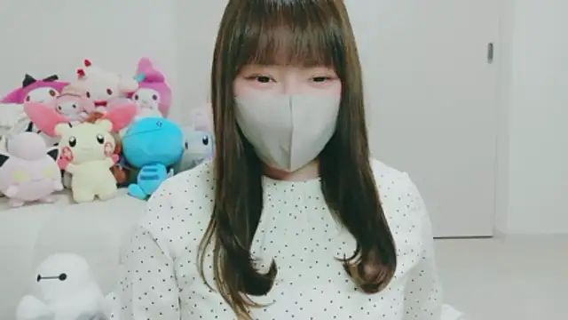 Snapshot of yuyuchan__ chatting on 04-06-26, 10:38 yuyuchan online show from 04-06-26, 10:38