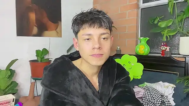 Andy Belier23 online show from 03-18-26, 05:43