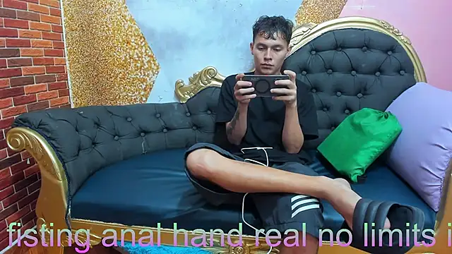 Princeexoticlatin  online show from 01-12-26, 08:25