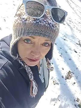 gailbee12 online show from 01-31-26, 09:24