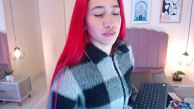 Celestee15  online show from 12-18-25, 11:27