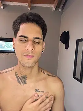 Snapshot of MarvinandtheBbys chatting on 02-13-26, 06:37 MarvinandtheBbys online show from 02-13-26, 06:37