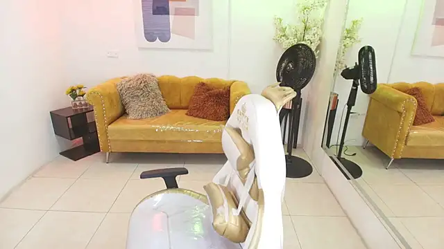 Snapshot of Carolina_cherry chatting on 04-02-26, 12:36 Carolina cherry online show from 04-02-26, 12:36