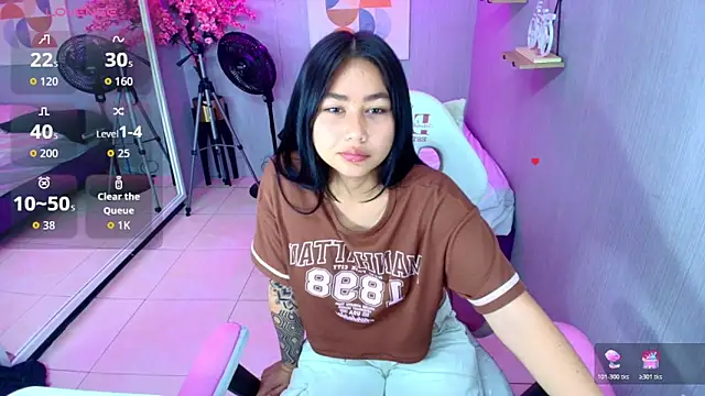 Snapshot of Carolina_cherry chatting on 05-02-26, 12:32 Carolina cherry online show from 05-02-26, 12:32