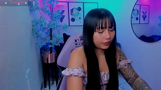 Carolina cherry online show from 06-29-26, 12:38