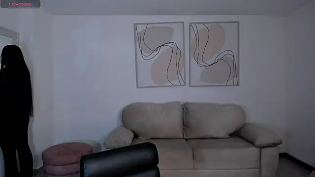 ValeriaRossi  online show from 01-08-26, 11:23