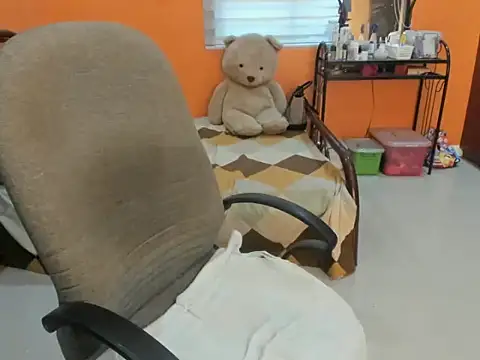 cocktits69 online show from 05-12-26, 01:25