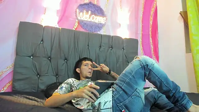 Straight Guy22 online show from 01-08-26, 04:15