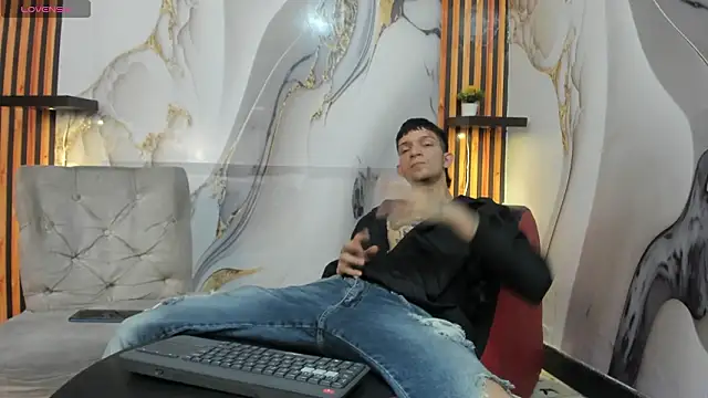 Straight Guy22 online show from 02-02-26, 03:16