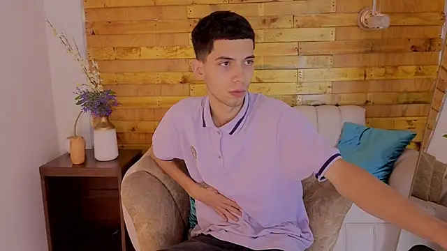 prettyboyy 13 online show from 01-18-26, 08:12