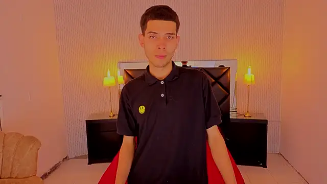 prettyboyy 13 online show from 01-31-26, 07:56