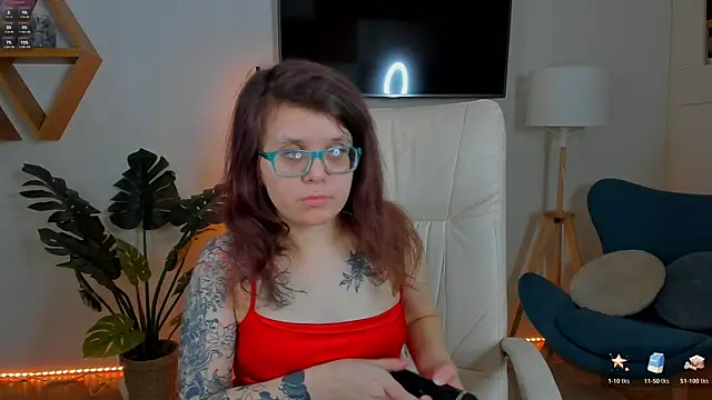 Snapshot of Ariell_Mini chatting on 02-13-26, 07:21 Ariell Mini online show from 02-13-26, 07:21