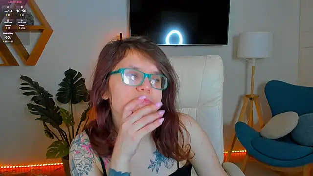 Snapshot of Ariell_Mini chatting on 03-10-26, 06:51 Ariell Mini online show from 03-10-26, 06:51