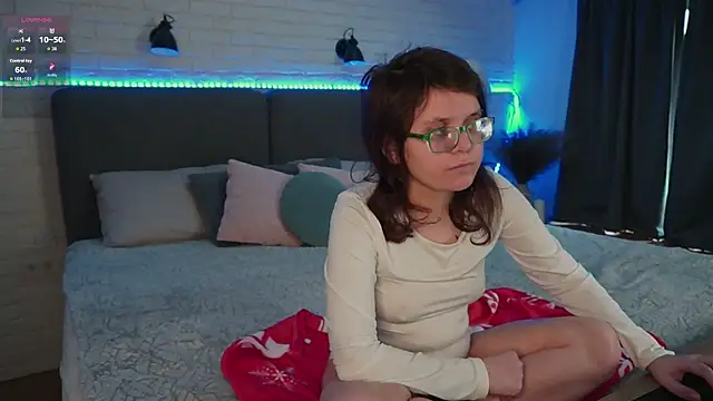 Snapshot of Ariell_Mini chatting on 03-31-26, 05:52 Ariell Mini online show from 03-31-26, 05:52