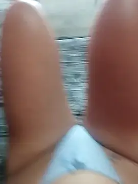 layanehot online show from 12-18-25, 09:26