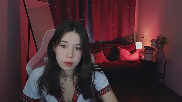 Nicoll Cherry online show from 02-08-26, 06:06