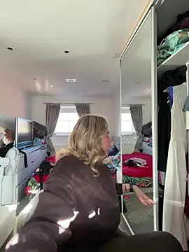 Golidelovee online show from 02-04-26, 01:50