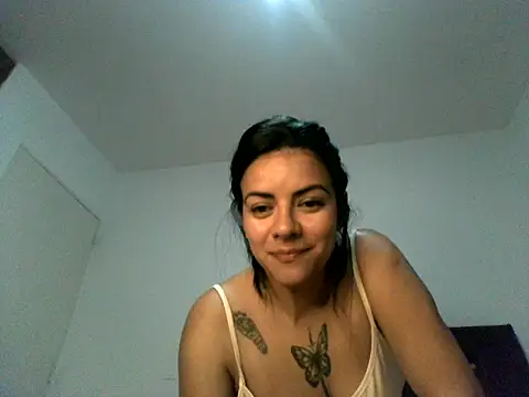 luluclark69 online show from 03-06-26, 02:19