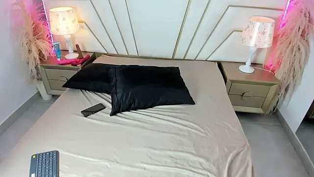 Zara Vidal online show from 03-14-26, 03:45